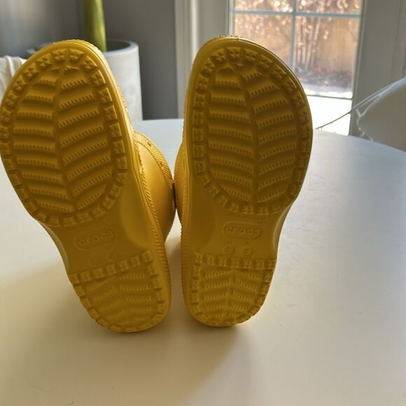SOLD Crocs Unisex-Adult Classic Boot Rain, Sunflower, size women’s 10, NWOT - Picture 11 of 12